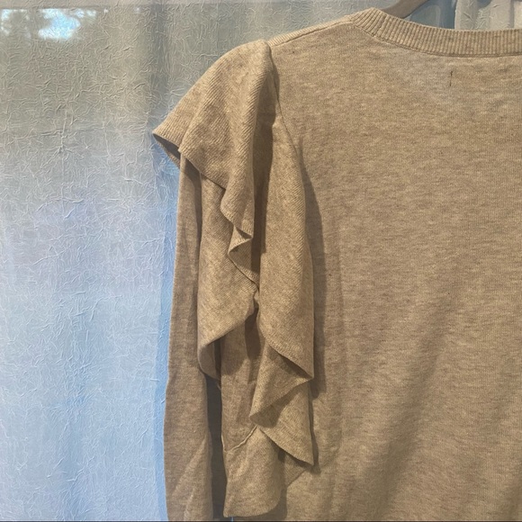 A&F Ruffle Sweater - Picture 3 of 3